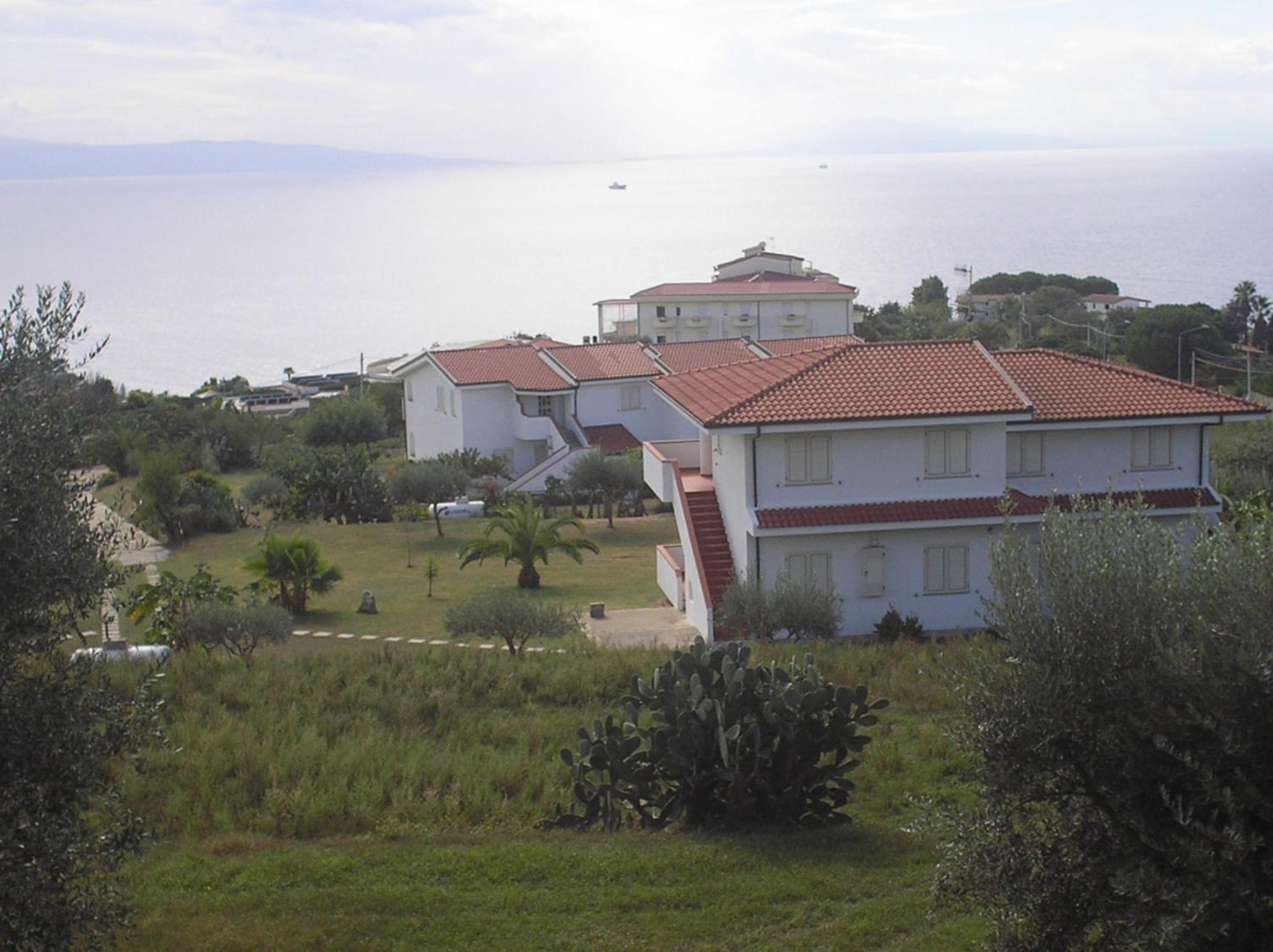קאפו ואטיצ'אנו Agriturismo Seaview מראה חיצוני תמונה